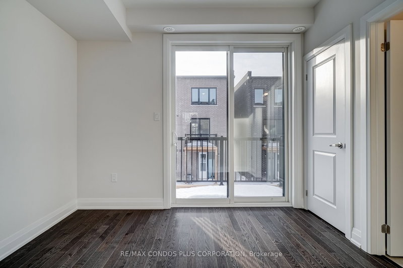 4 Wild Rose Gdns, Toronto, M6L 0A5 | Image 3