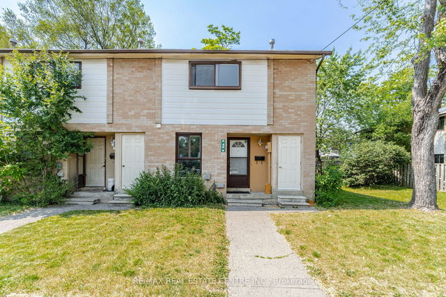 46 Fleetwood Crescent