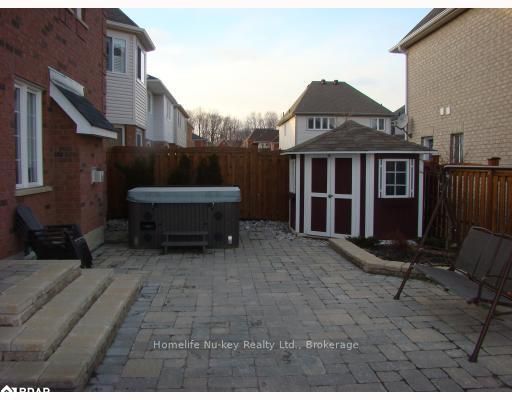 Listing Image 7