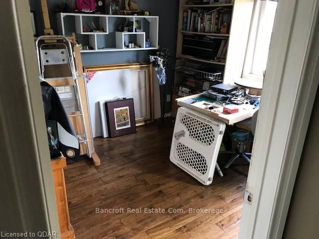 Listing Image 16