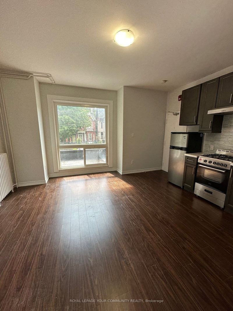 101 - 70 Melbourne Ave, Toronto, M6K 1K7 | Image 3