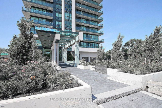#1401 - 100 John Street