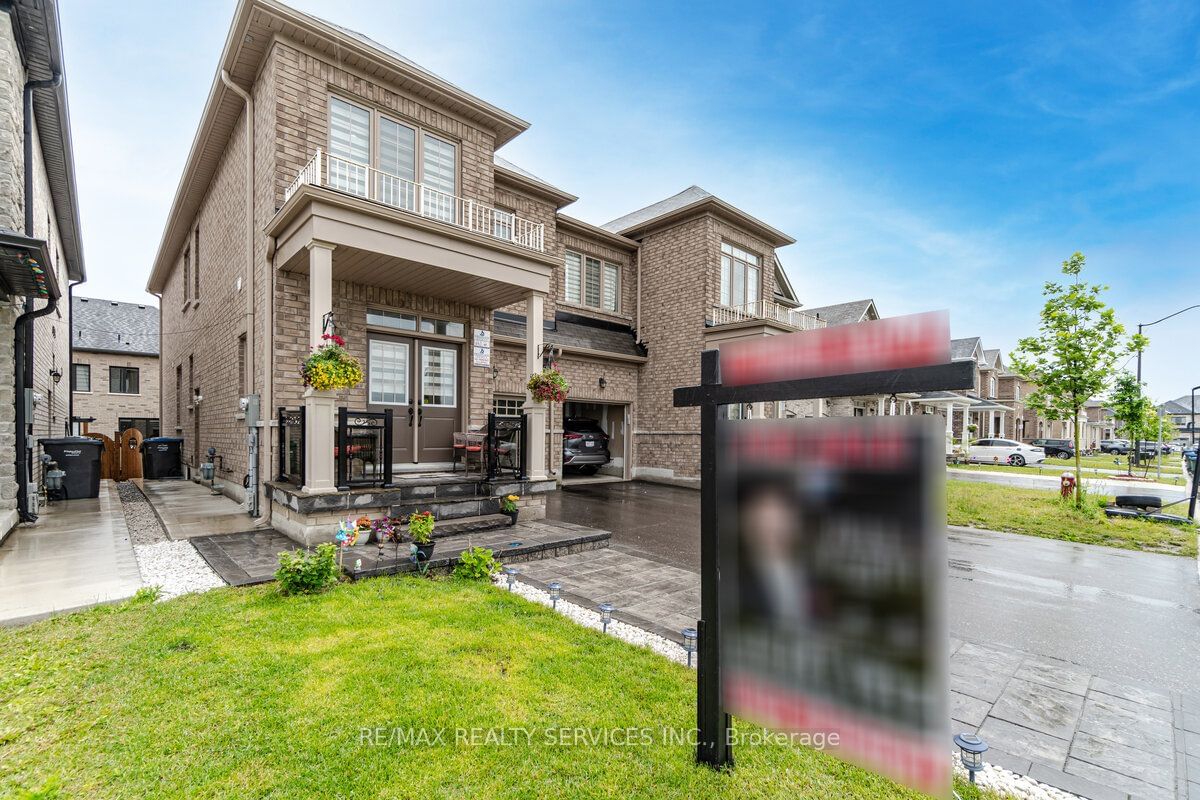 Listing Image 3