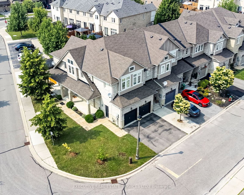 2 Nectarlane Ave, Caledon, L7C 3M8 | Image 3