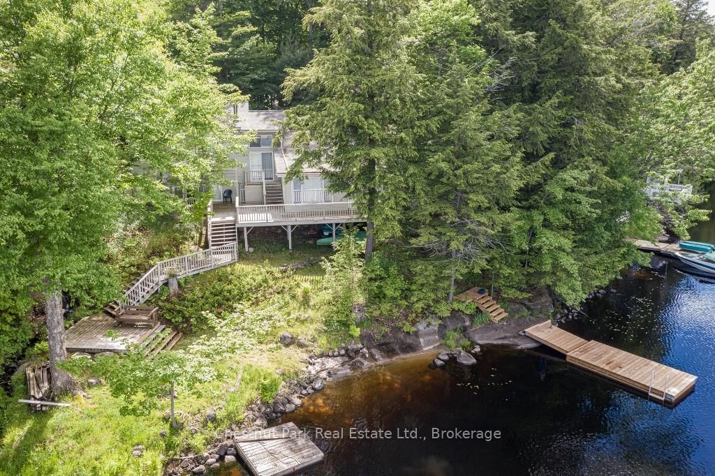 Detached House sold at 2-3014 Muskoka 118 Road, Muskoka Lakes, Watt, P0B 1J0 - MLS: W6625676
