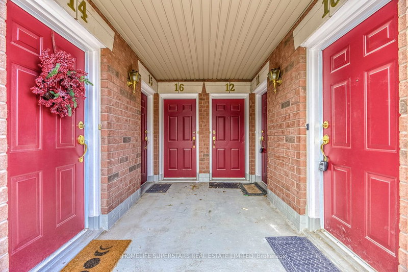 11 - 605 Shoreline Dr, Mississauga, L5B 4K3 | Image 2