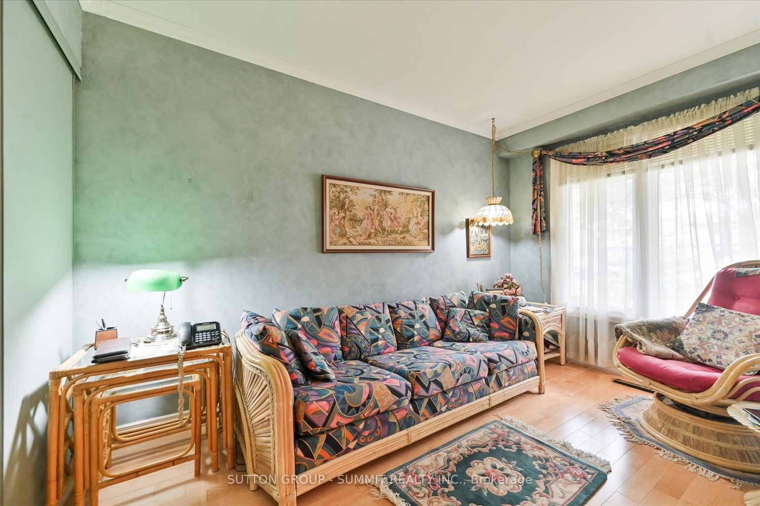 Listing Image 7