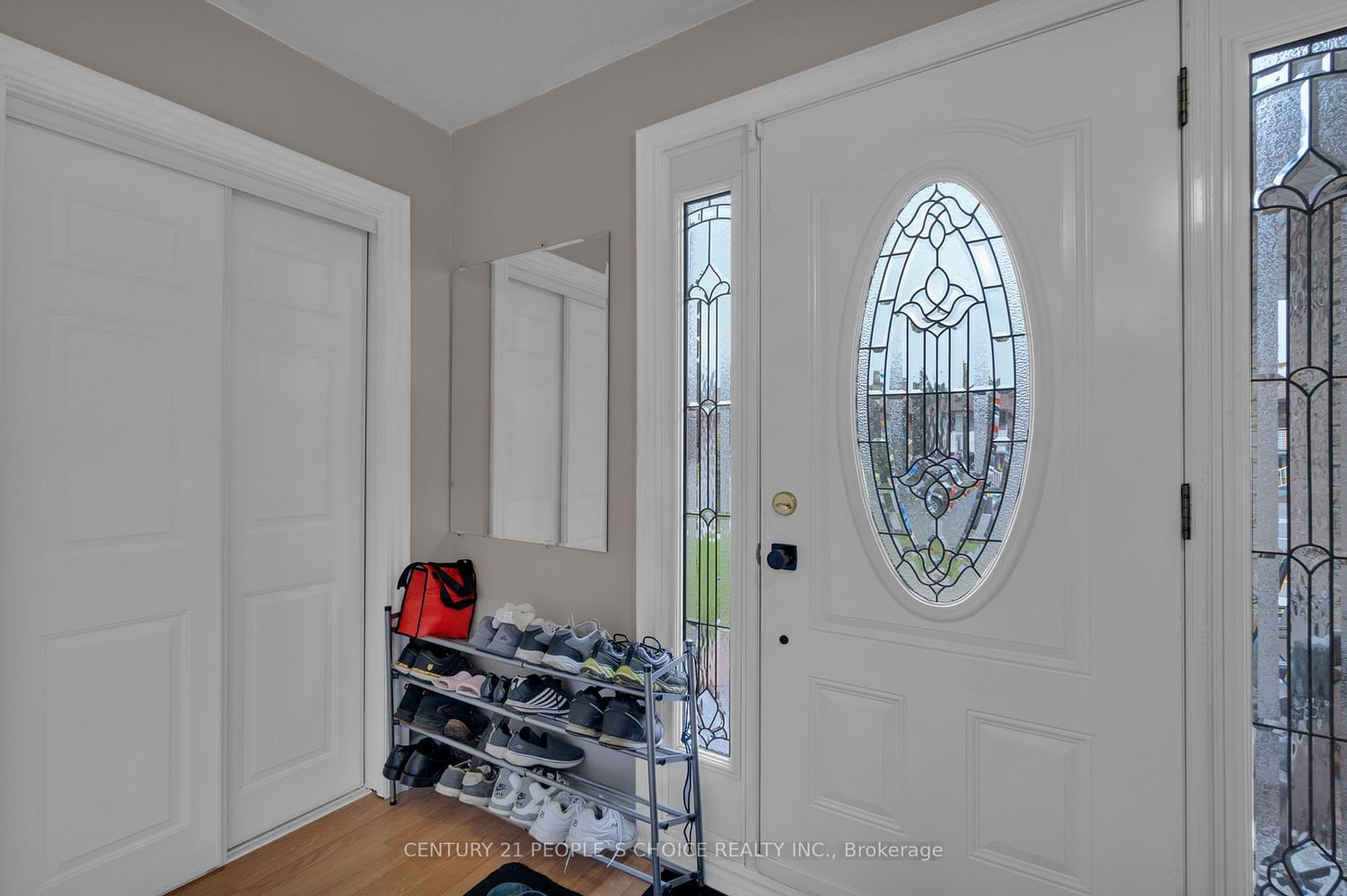 Listing Image 3