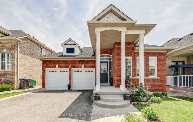 11 Midvale Rd, Brampton, L7A 2N1 | Image 2