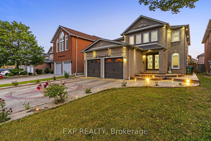 5122 Timber Mill Crt, Mississauga, L5V 2B8 | Image 3