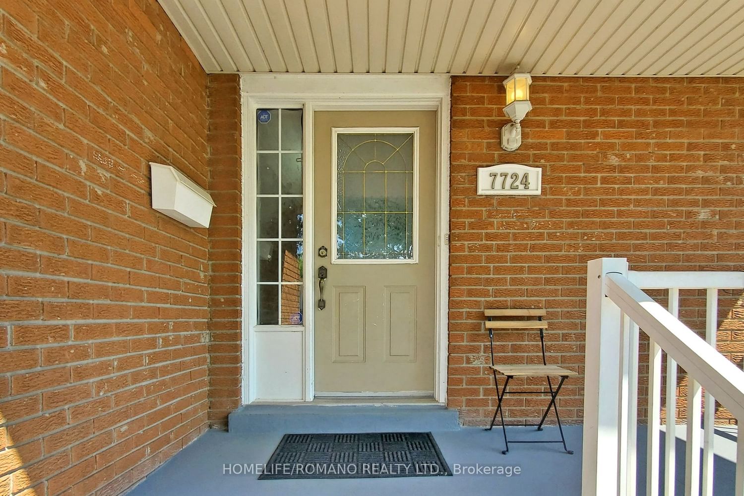 Listing Image 6