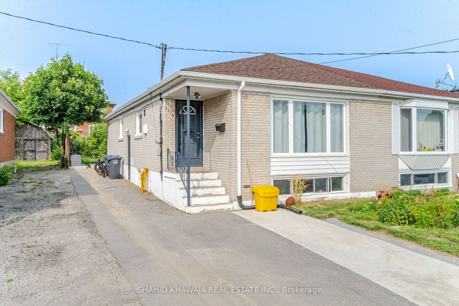 Listing Image 3