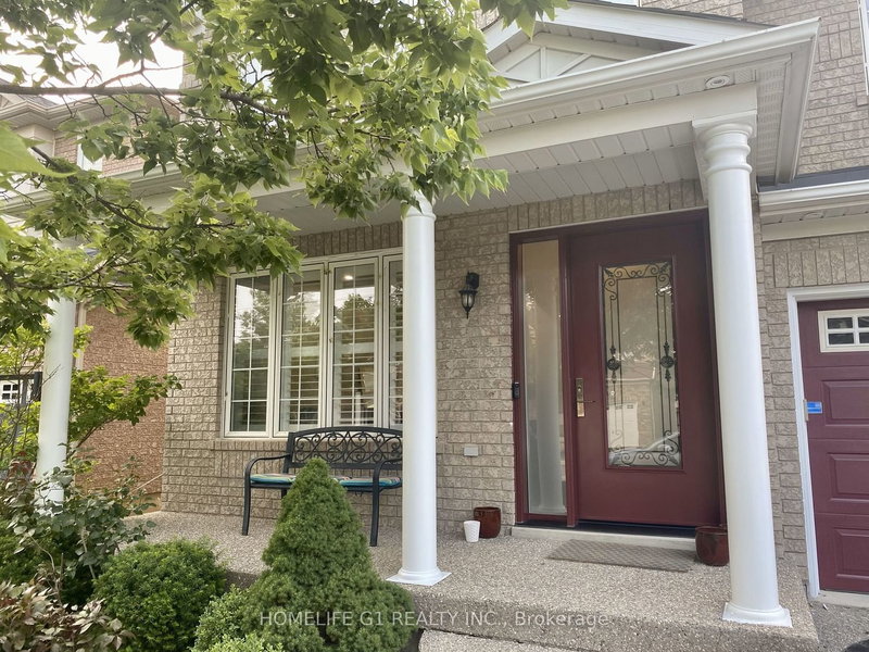 3034 Portree Cres, Oakville, L6M 5C4 | Image 2