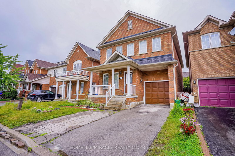 62 Pauline Cres, Brampton, L7A 2V6 | Image 2