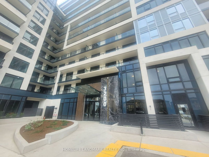 215 - 3200 William Coltson Ave, Oakville, L6H 7W6 | Image 2