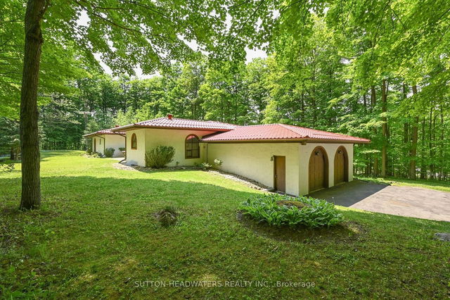 7 Maple Meadow Court
