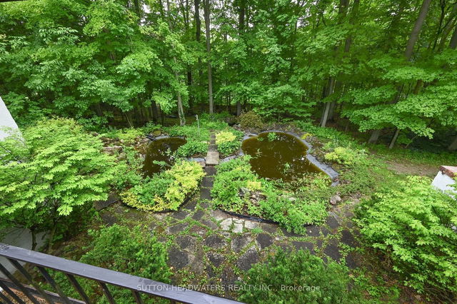 7 Maple Meadow Court