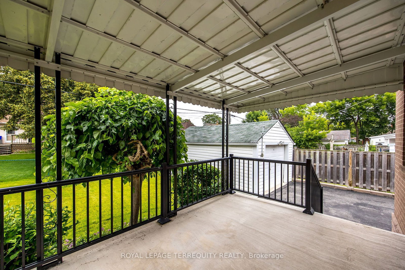 Listing Image 7