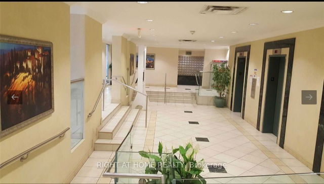 Apt#401 - 61 Richview Road