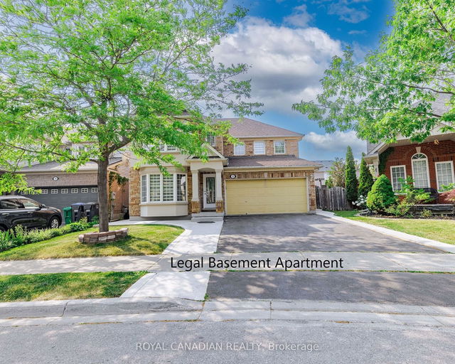 32 Mistybrook Crescent