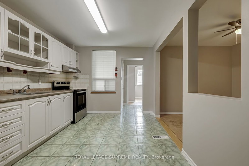 Main - 367 Westmoreland Ave N, Toronto, M6H 3A6 | Image 3
