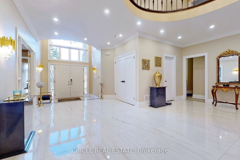 5351 Forest Ridge Dr E, Mississauga, L5M 5B4 | Image 3