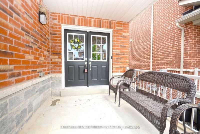 630 Mockridge Terr, Milton, L9T 8W1 | Image 3