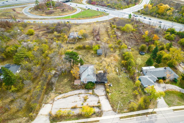 2036 Upper Middle Road