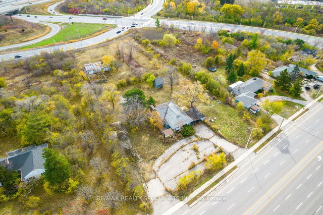 2036 Upper Middle Road