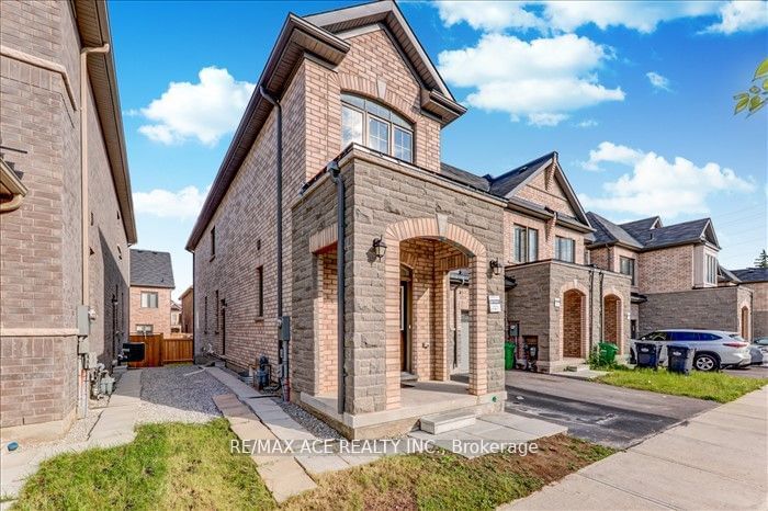 Townhouse sold at 48 Adventura Road, Brampton, Northwest Brampton, L7A 5A7 - MLS: W6648380