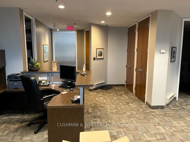 201 - 1075 North Service Rd W, Oakville, L6M 2G2 | Image 3