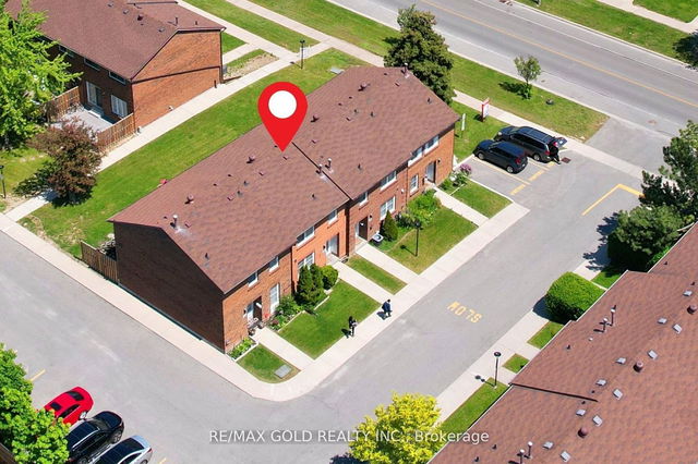 12 - 50 Balmoral Drive