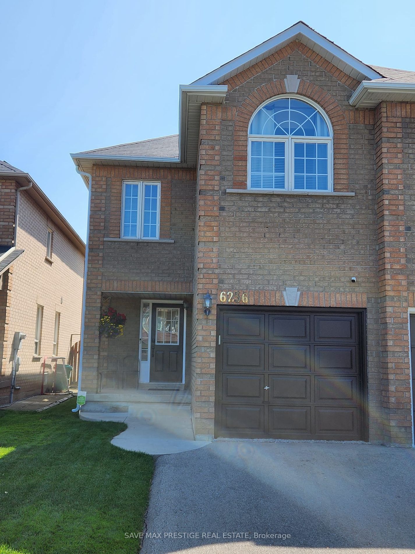 Semi-Detached House leased at 6256 Avonhurst Drive, Mississauga, Lisgar, L5N 7V2 - MLS: W6659414