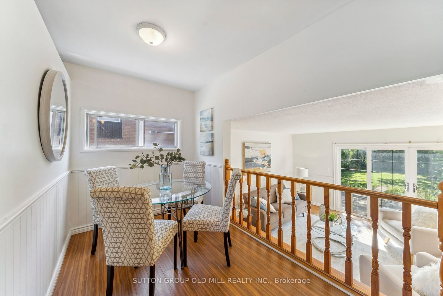 Listing Image 7