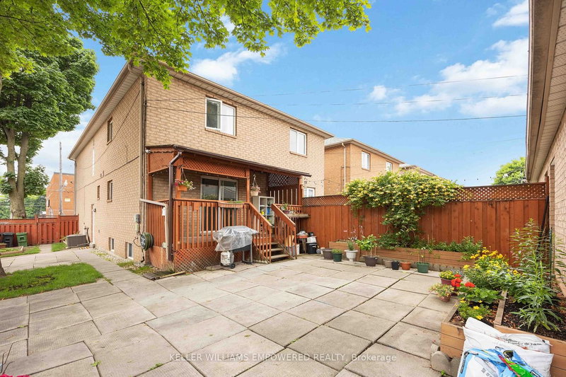 1 Mulock Ave, Toronto, M6N 3C3 | Image 3