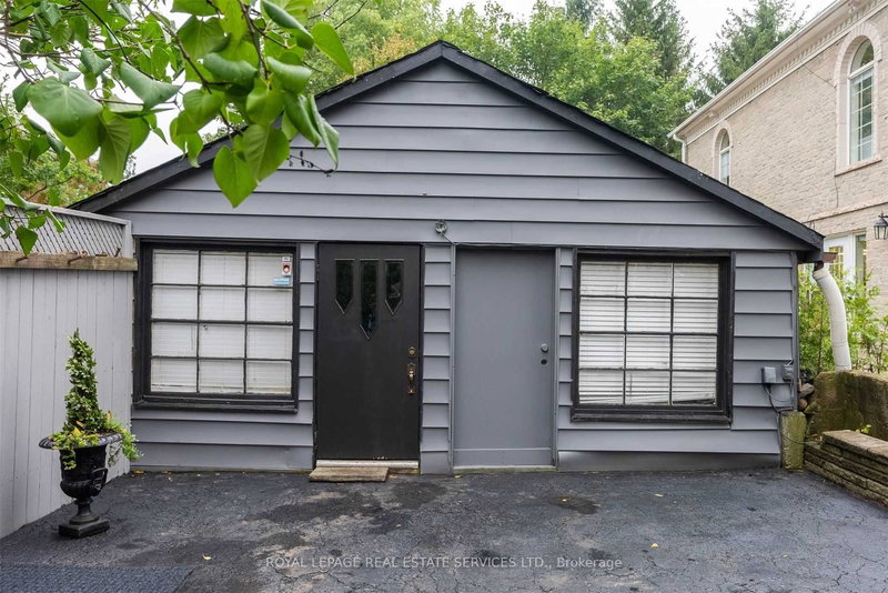 30 Main St N, Milton, L0P 1B0 | Image 2