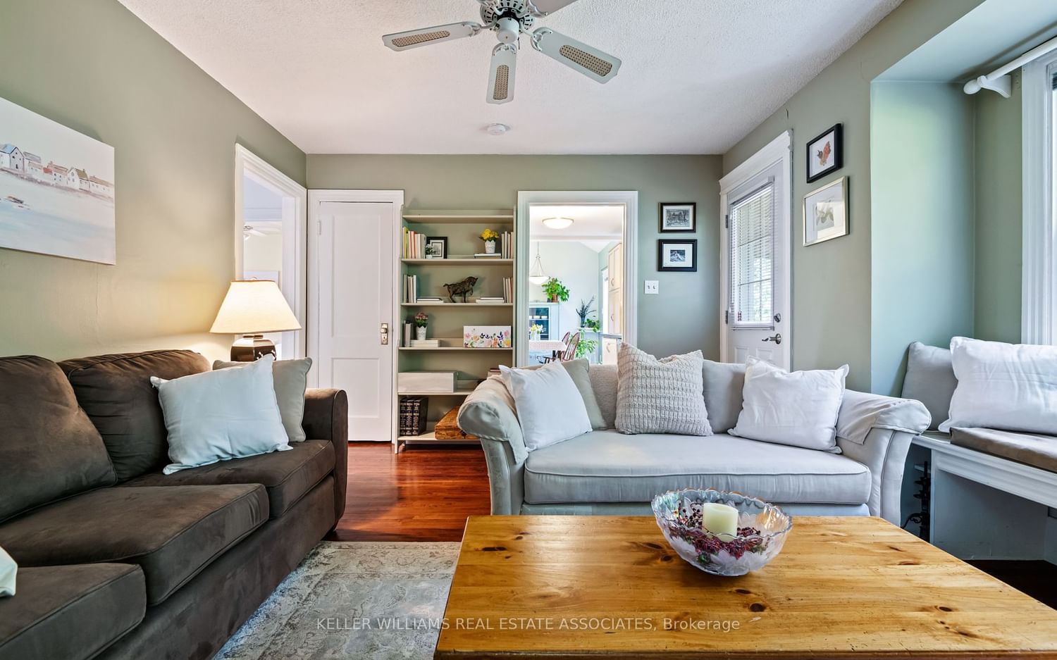 Listing Image 15