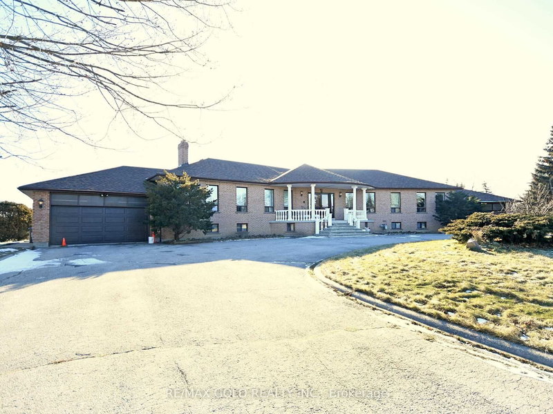 32 Fenton Way, Brampton, L6P 0P6 | Image 2