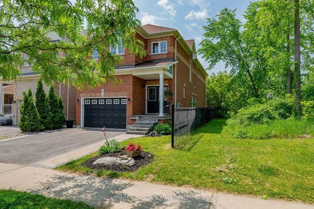 16 Meadowlark Drive