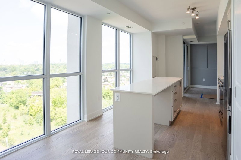 1001 - 1063 Douglas Mccurdy Comm Circ W, Mississauga, L5G 1H9 | Image 2