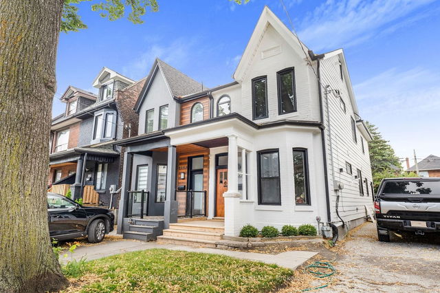 2nd fl - 366 Margueretta Street