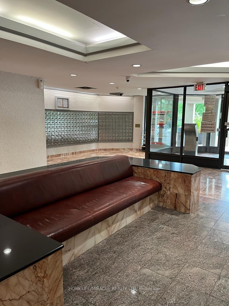 708 - 5 Rowntree Rd, Toronto, M9V 5G9 | Image 2