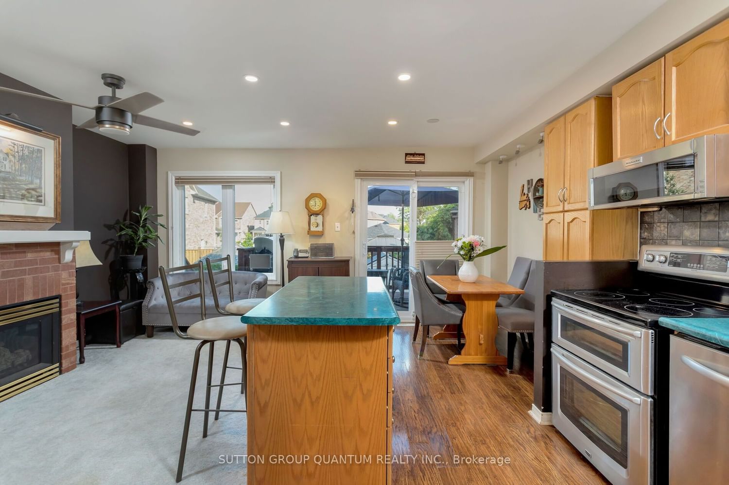 Listing Image 7