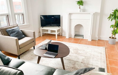 Property leased at 2102A Dundas Street, Toronto, Ontario, M6R 1W9 - Roncesvalles - MLS: W6683066