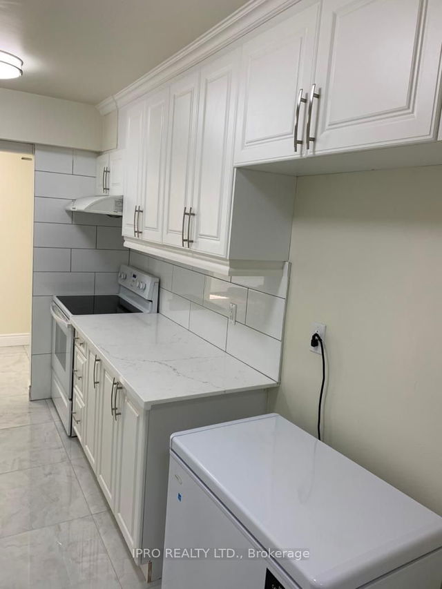 1413 - 340 Dixon Road