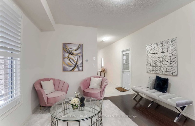 15 Germain Circ, Brampton, L6X 5K2 | Image 3