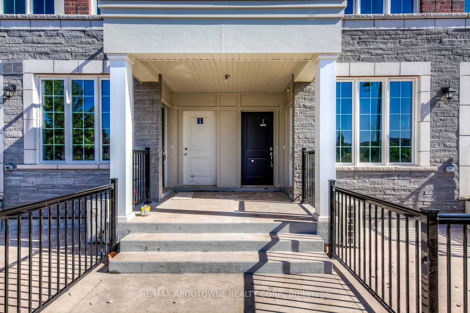 Townhouse leased at 2-2205 Lillykin Street, Oakville, River Oaks, L6H 7H2 - MLS: W6688380