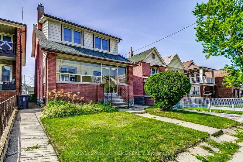 151 Ascot Ave, Toronto, M6E 1G5 | Image 3