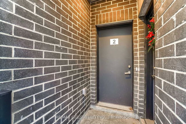 #2 - 3492 Widdicombe Way