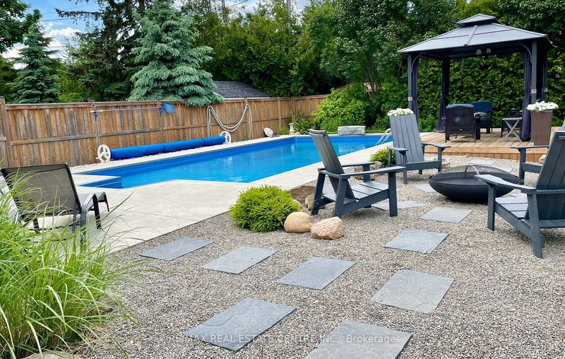 215 Zina St, Orangeville, L9W 1E9 | Image 2